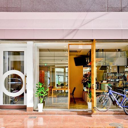 Beehive Hostel Osaka Exterior foto