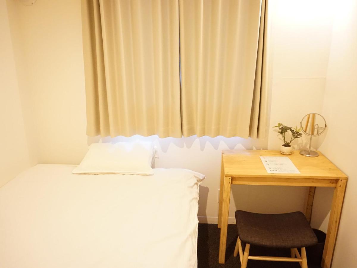 Beehive Hostel Osaka Exterior foto